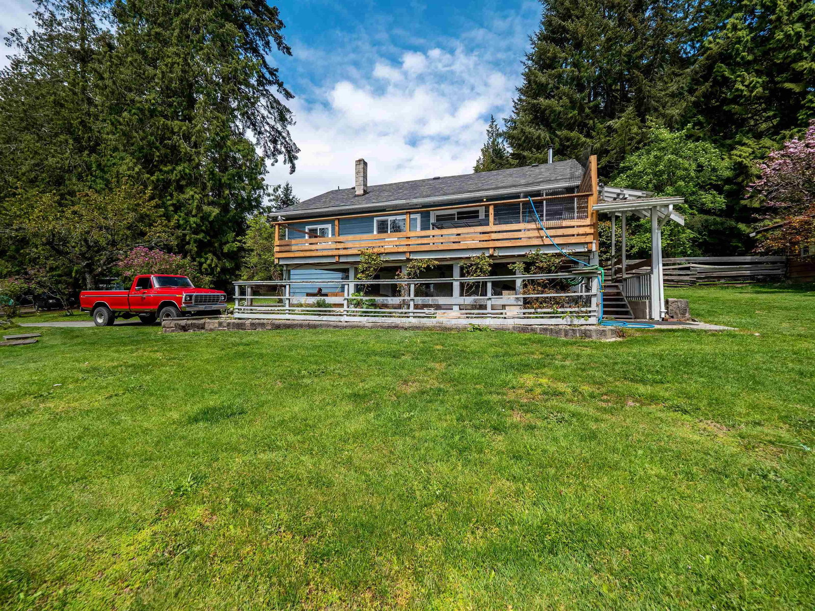 Listing Image 4