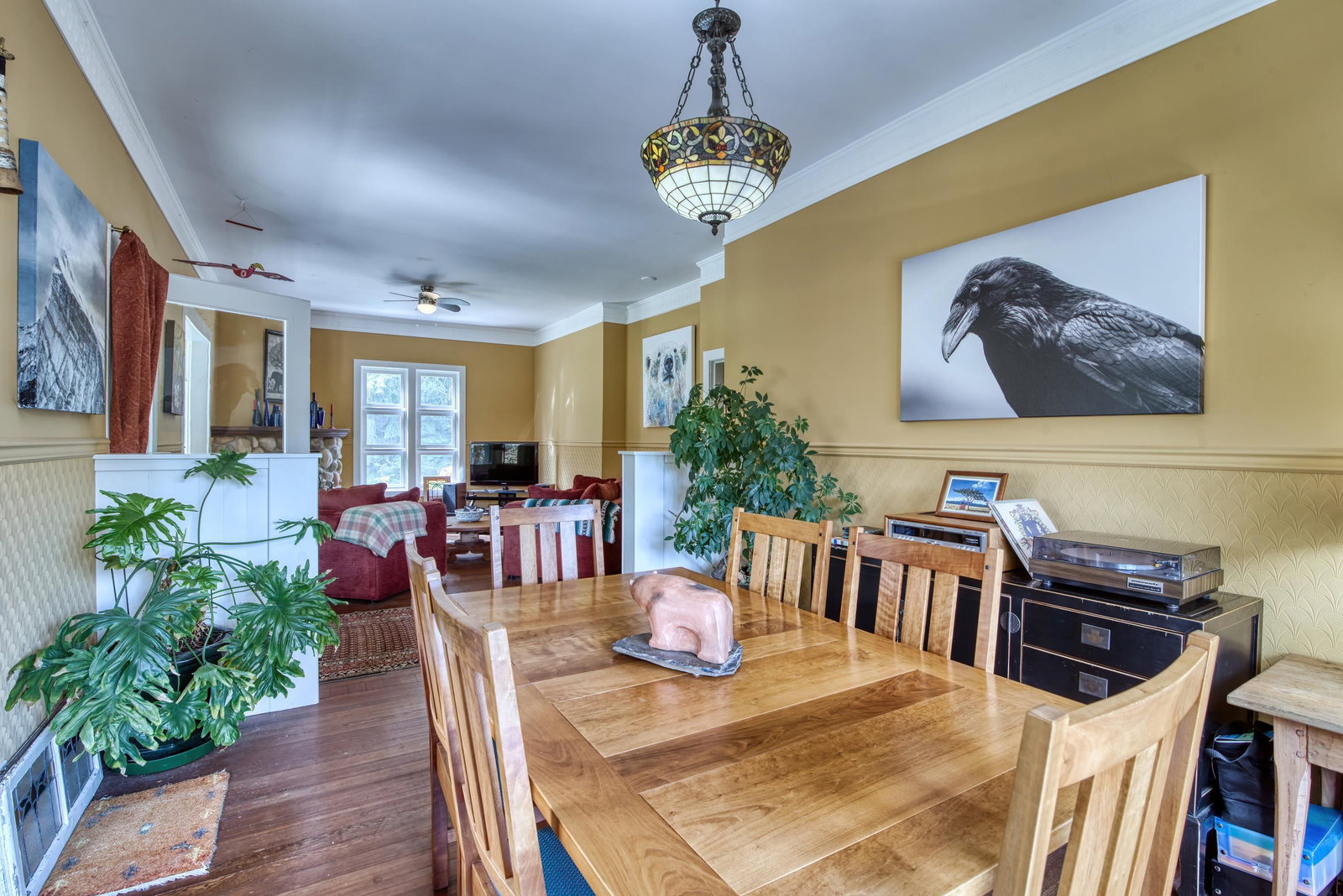 Listing Image 12