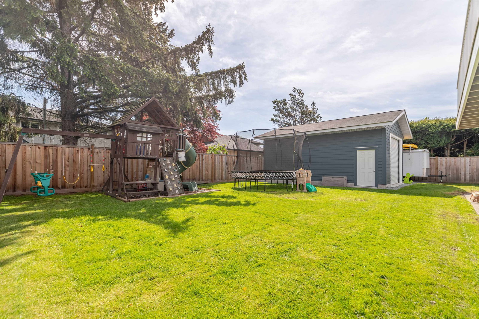 Listing Image 29