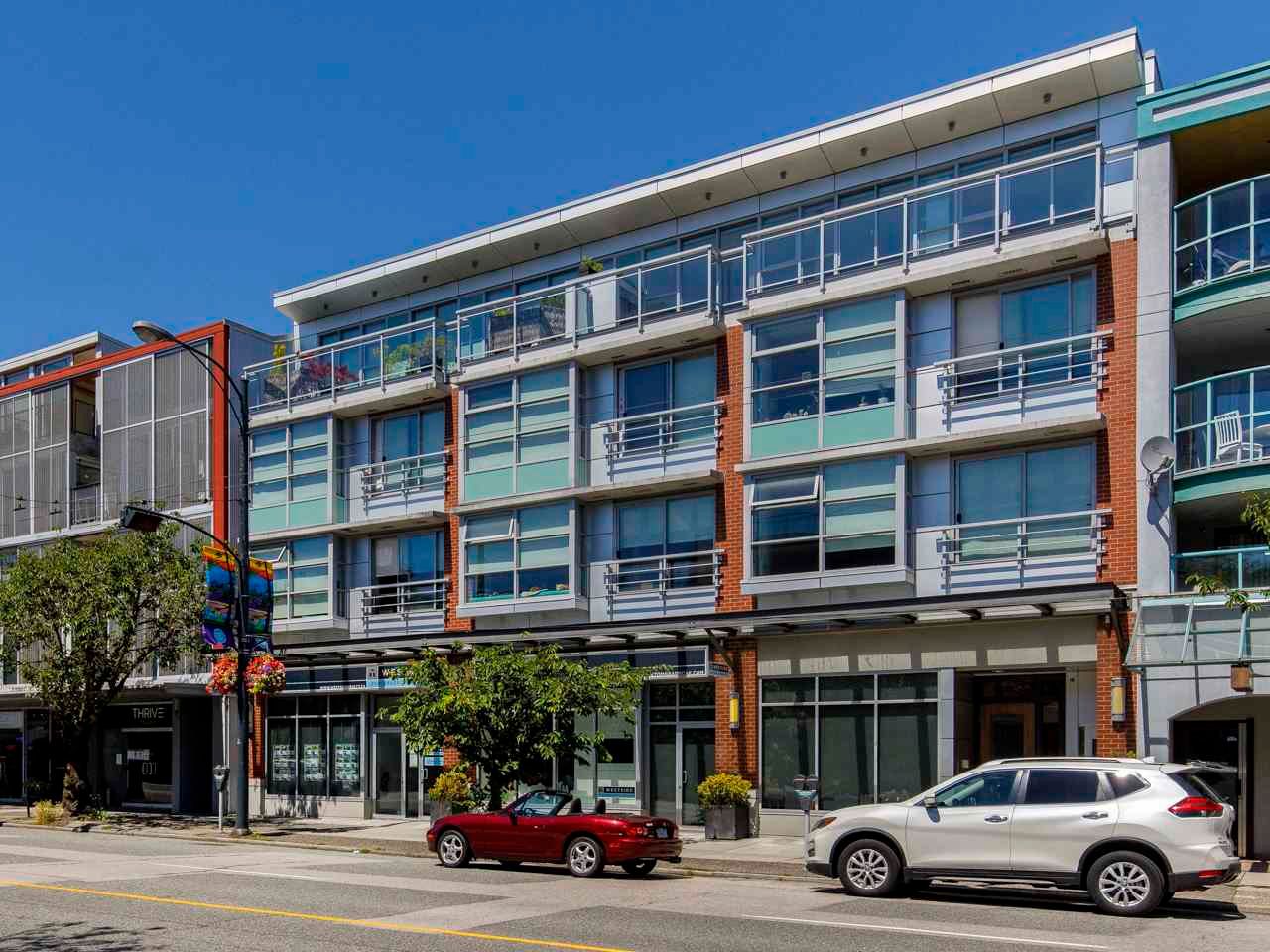 Listing Image 8