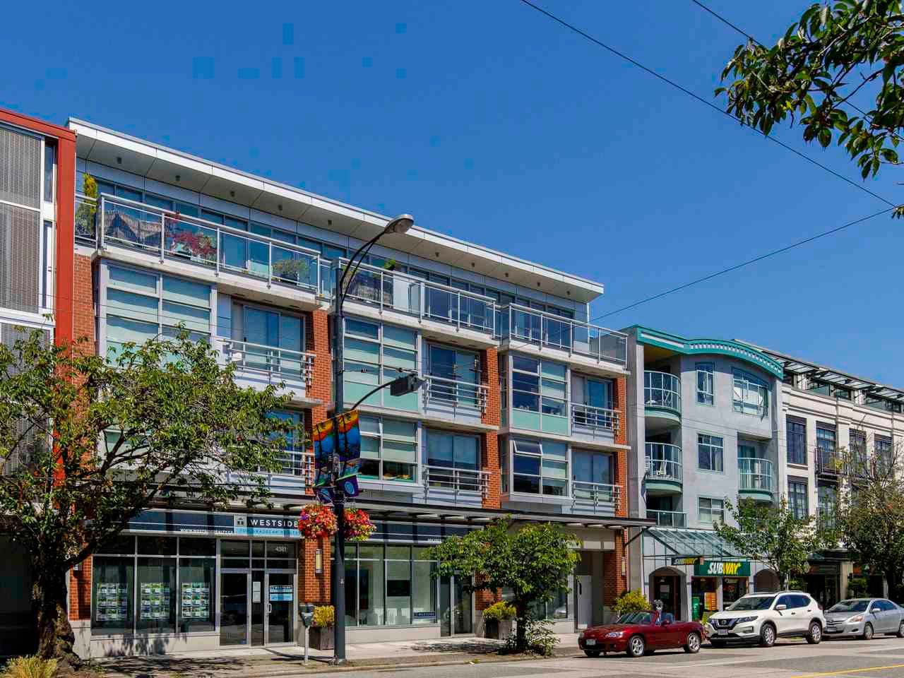 Listing Image 9