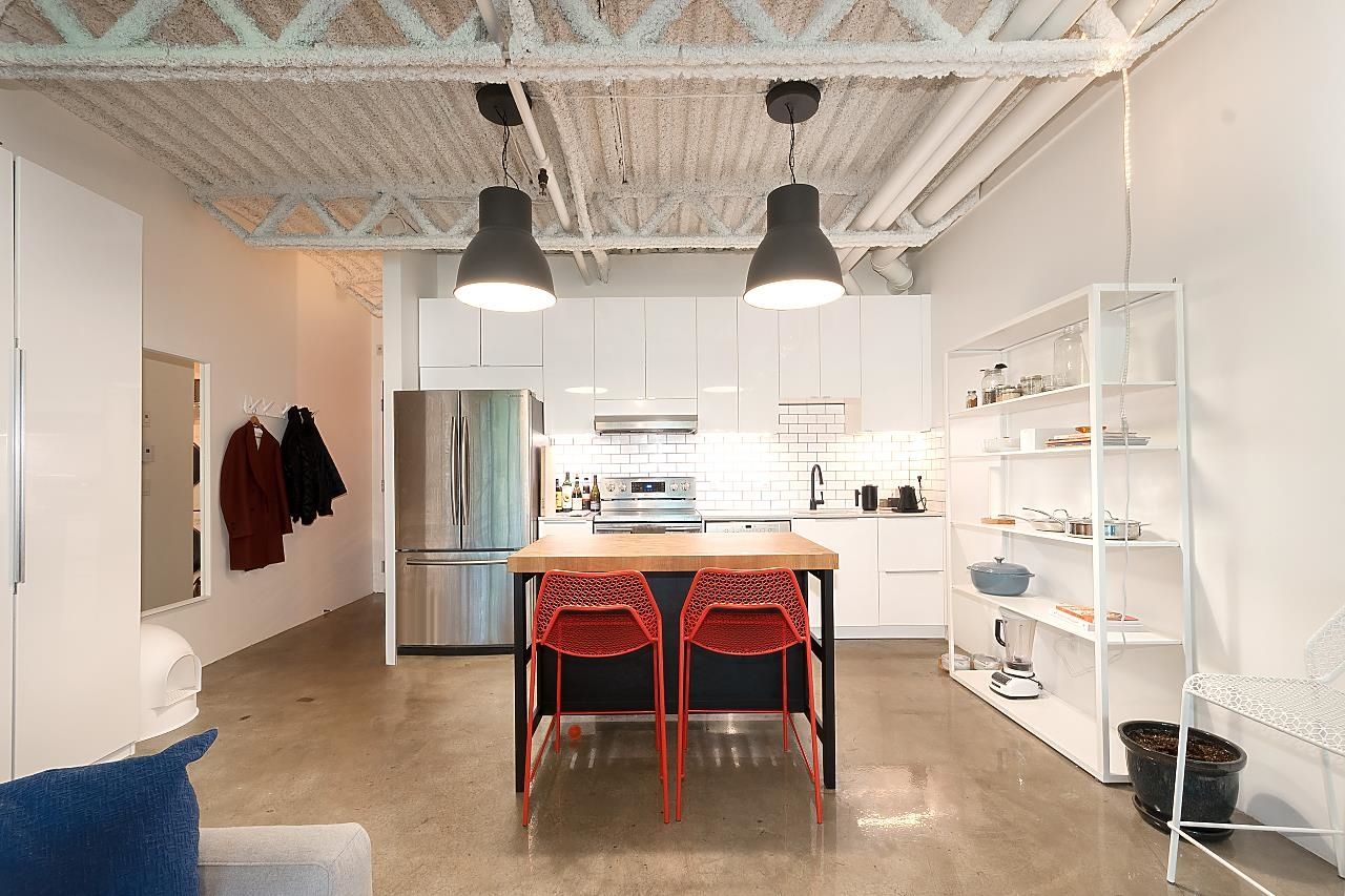 Listing Image 12