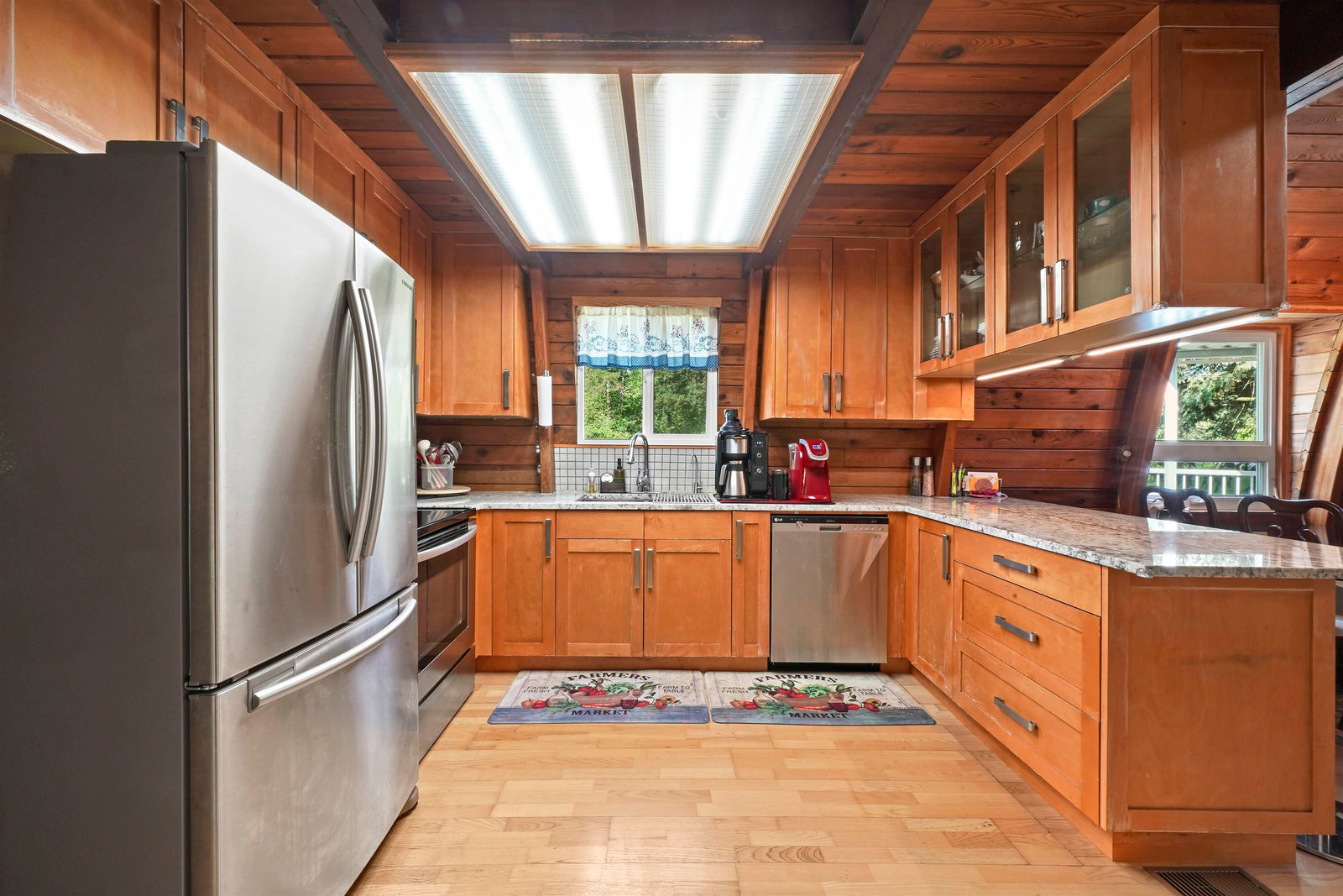 Listing Image 9