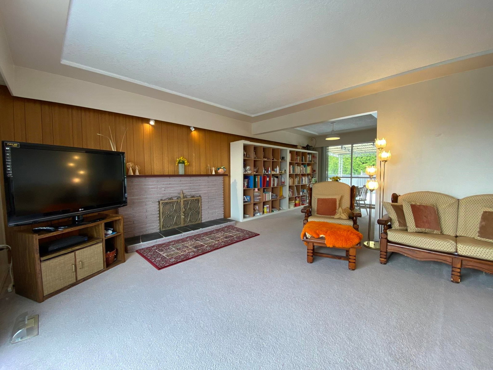 Listing Image 8