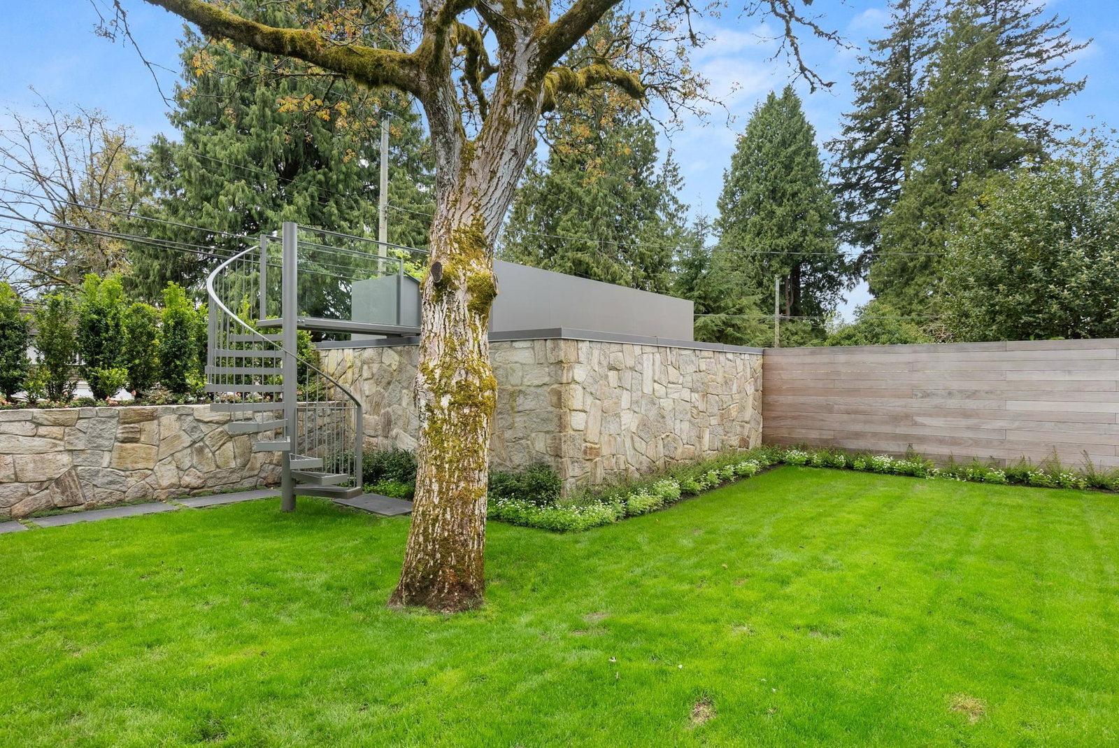 Listing Image 39