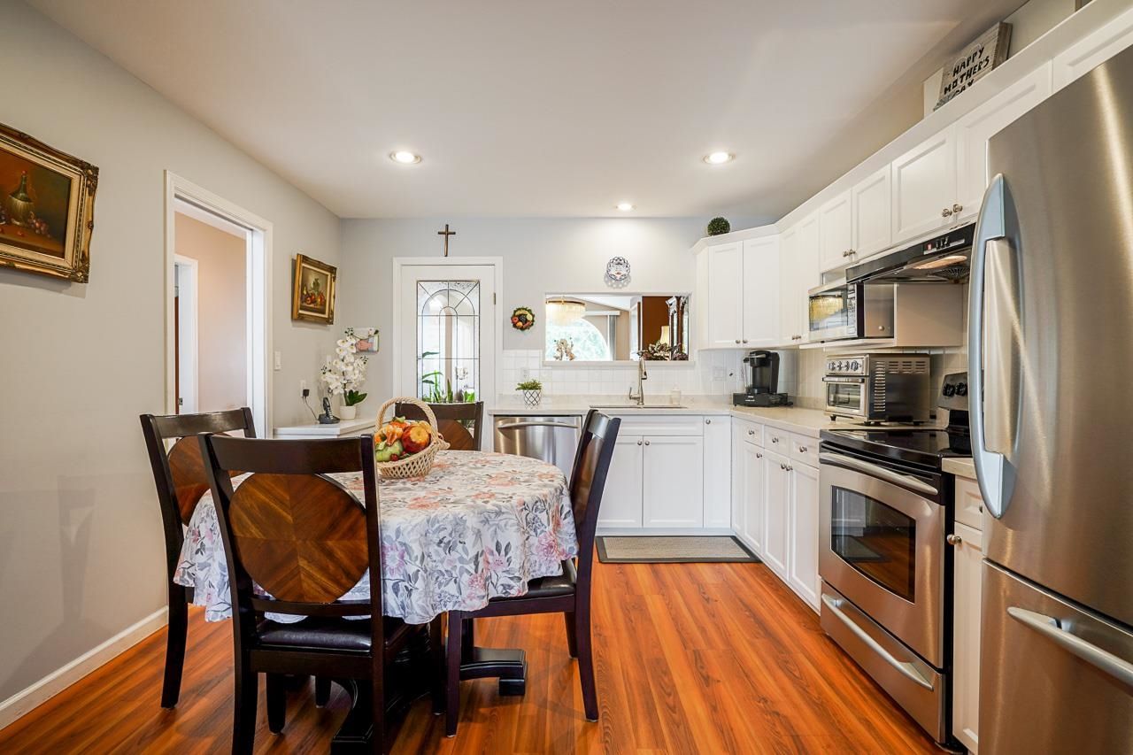 Listing Image 13