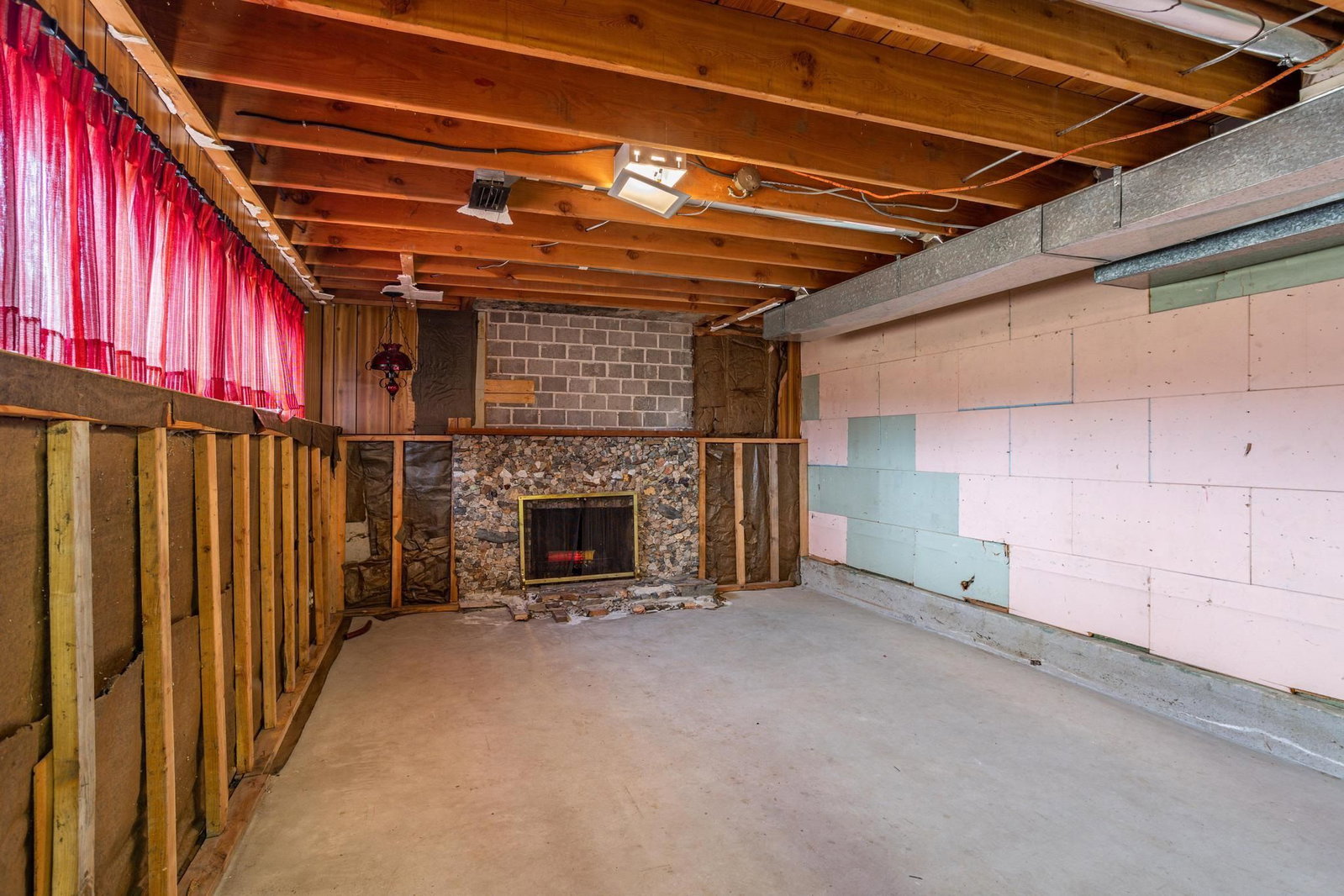 Listing Image 28