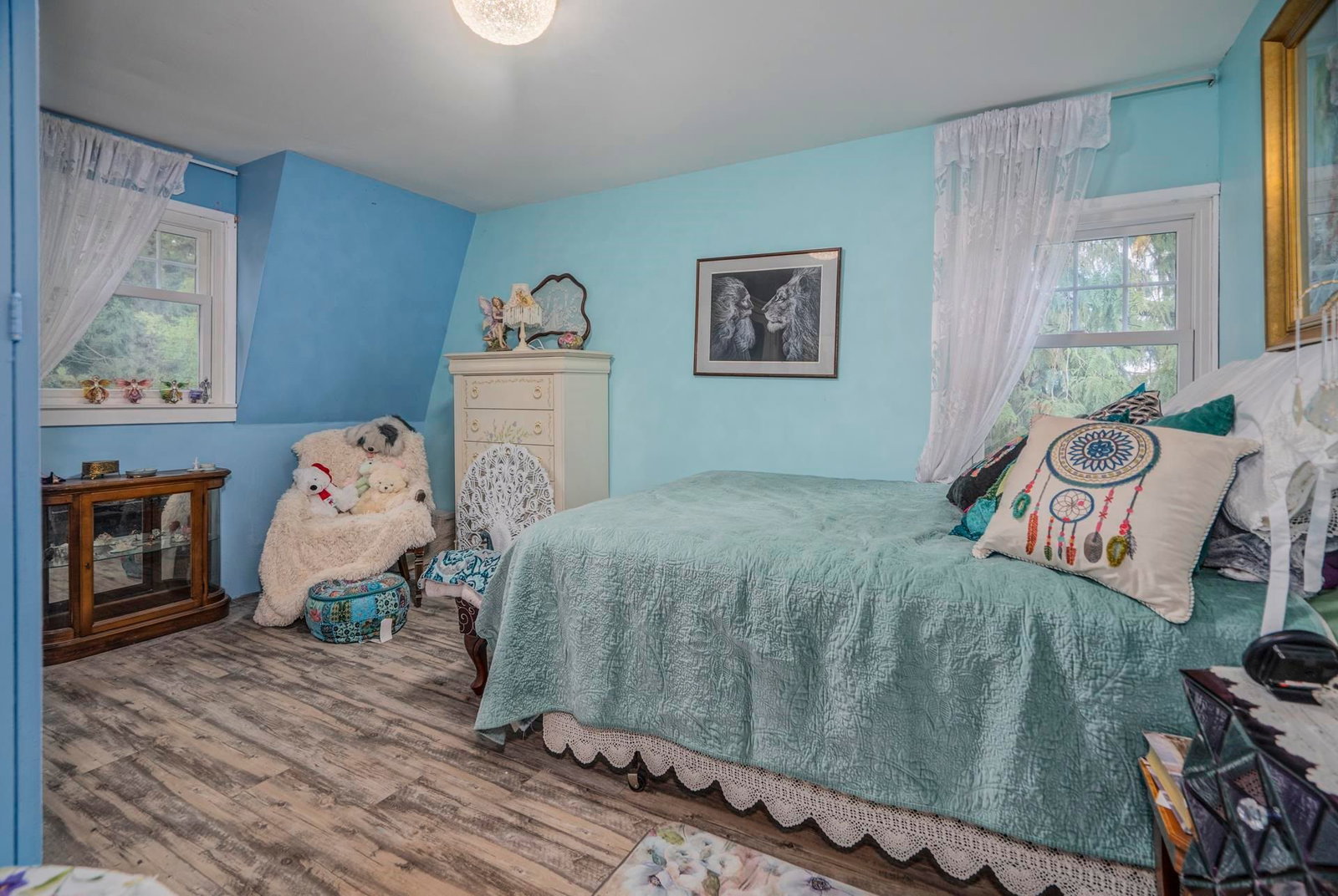 Listing Image 19