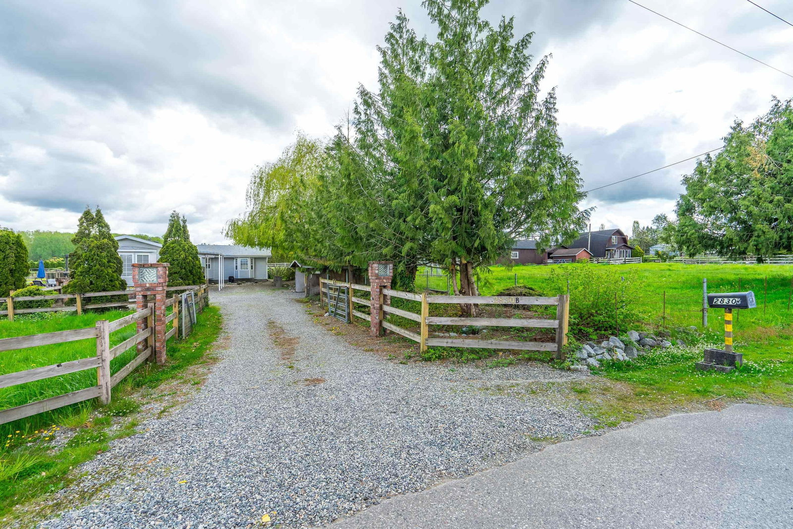 Listing Image 24