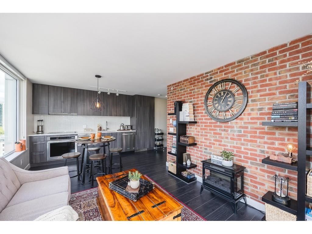 Listing Image 14