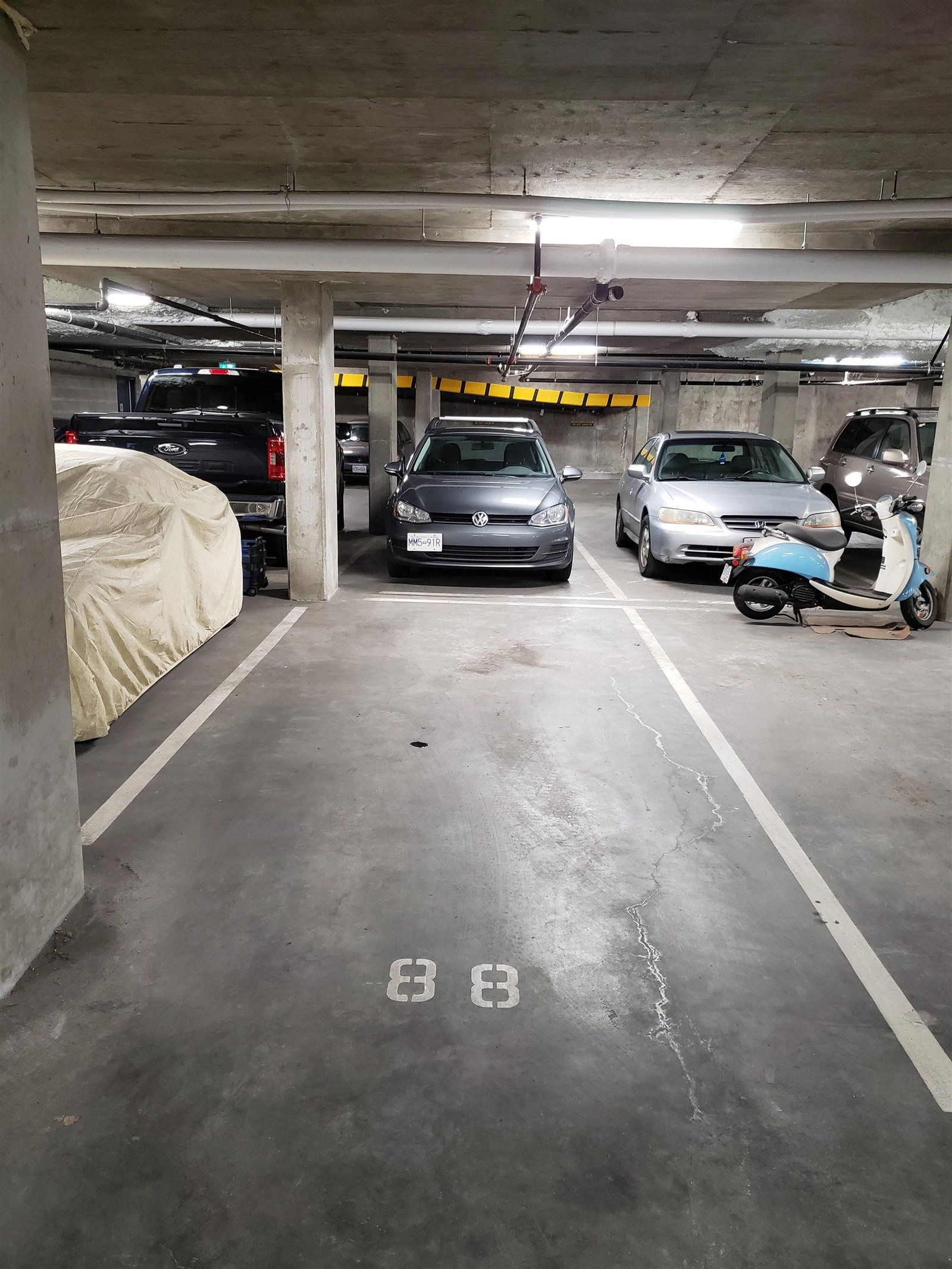 Listing Image 18