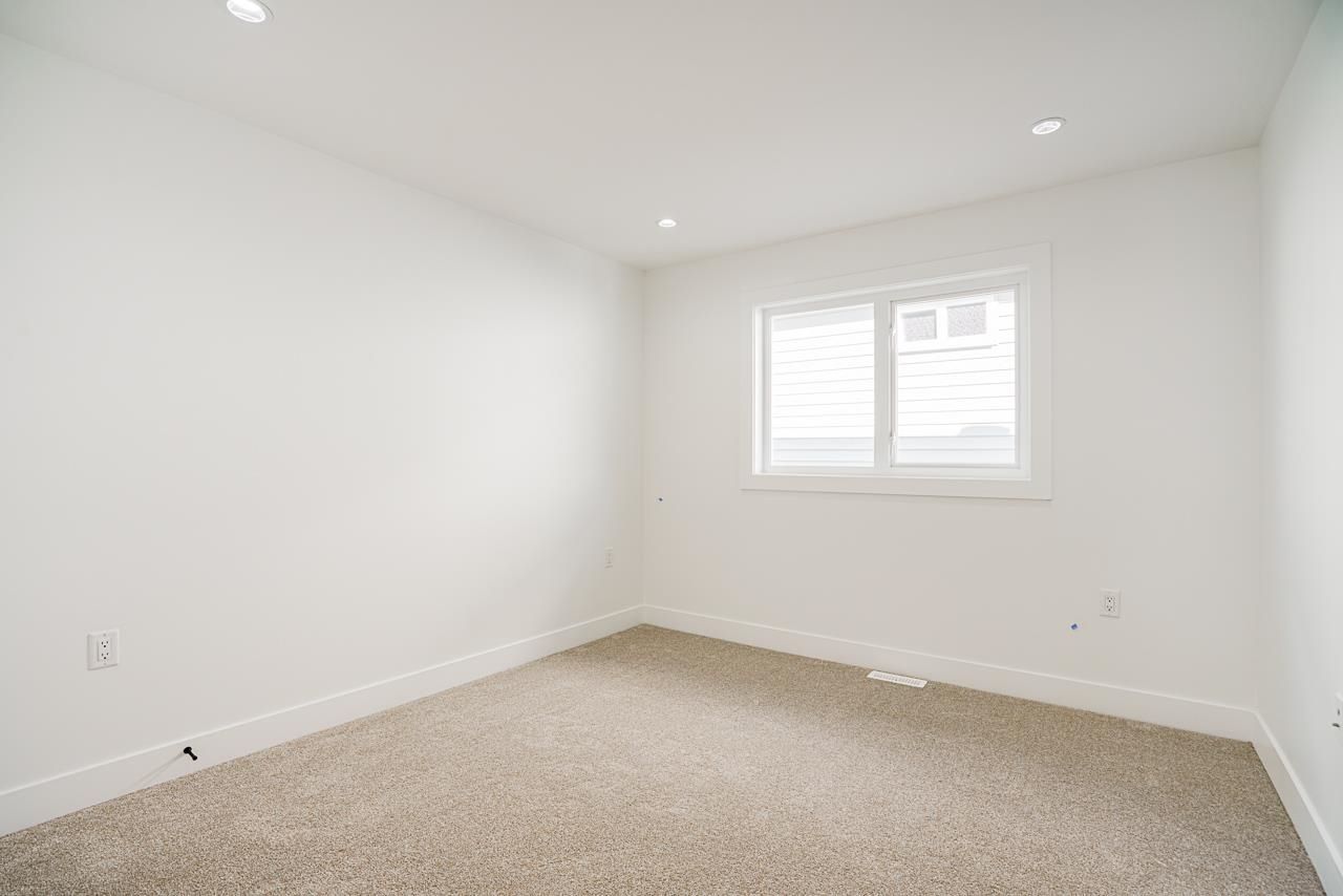 Listing Image 26