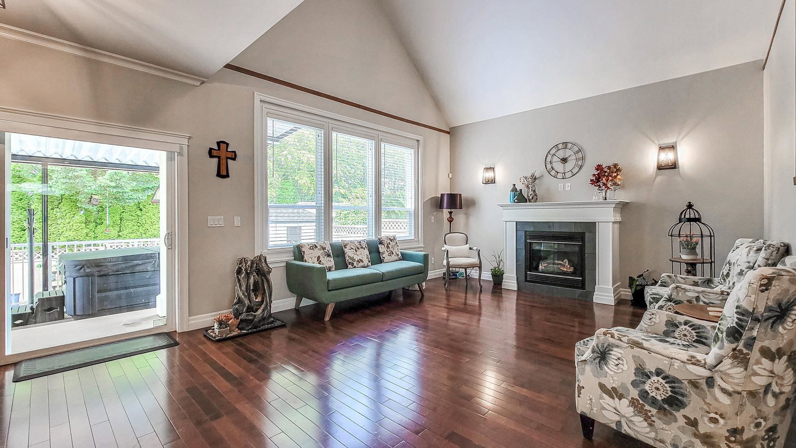 Listing Image 10