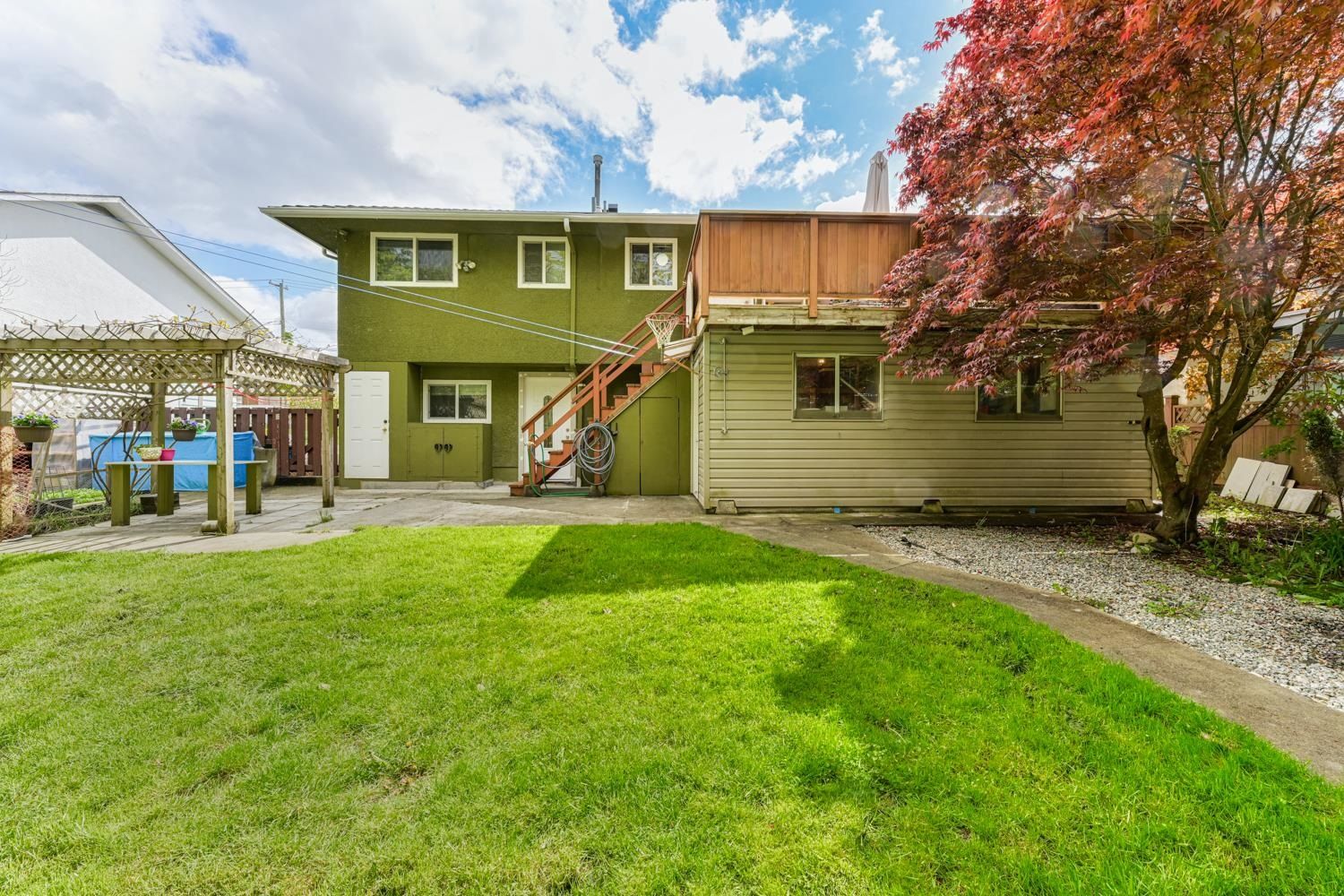 Listing Image 12