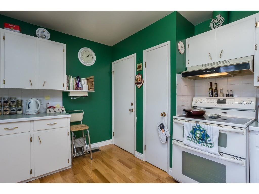 Listing Image 6