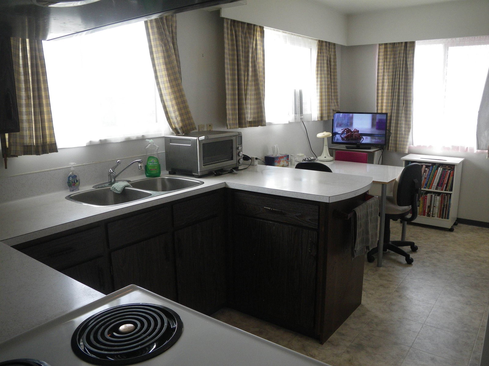 Listing Image 6