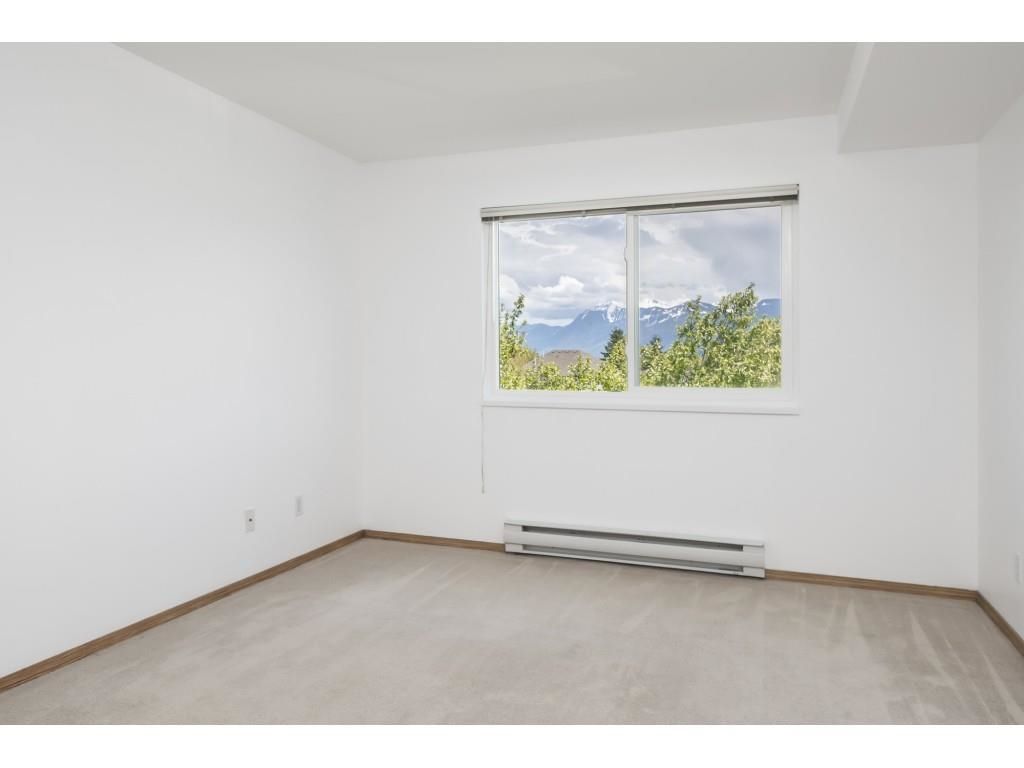 Listing Image 30
