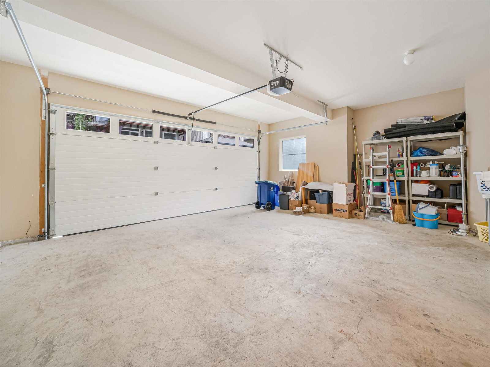 Listing Image 30
