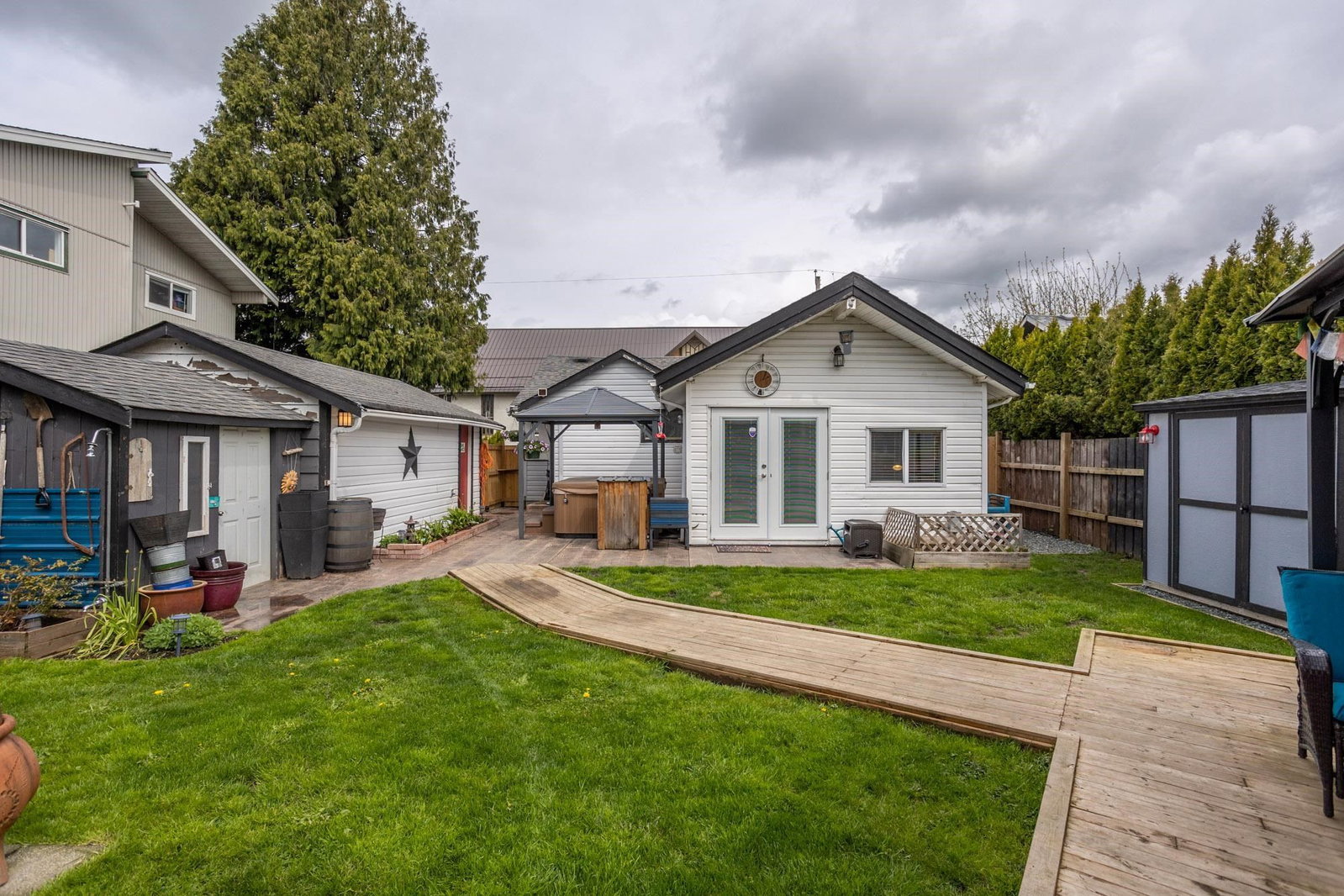 Listing Image 29