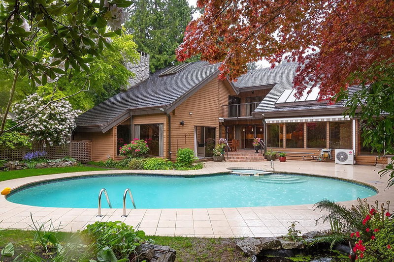 5260 Kew Road, West Vancouver, V7W 2W2 | Image 2