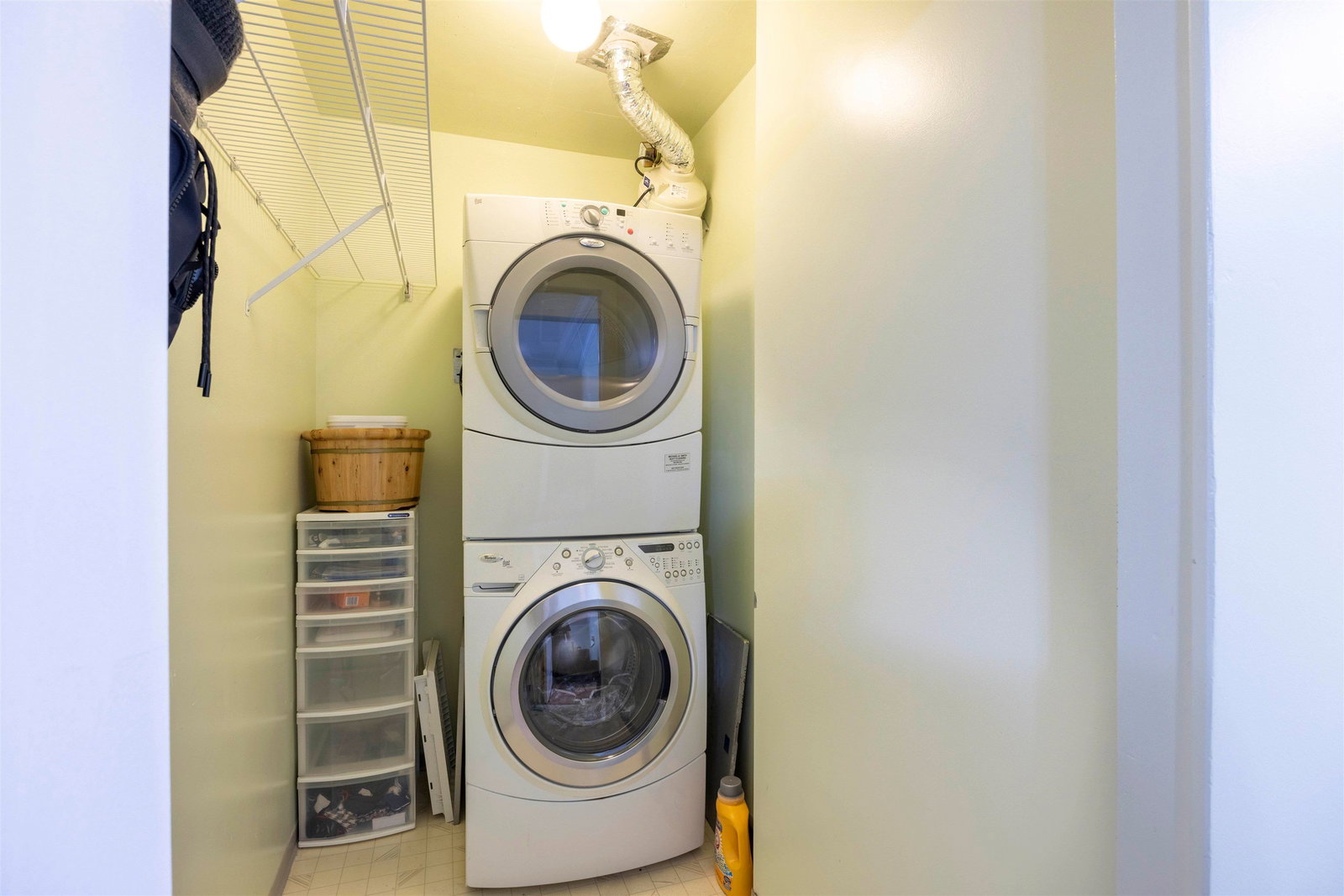 Listing Image 12