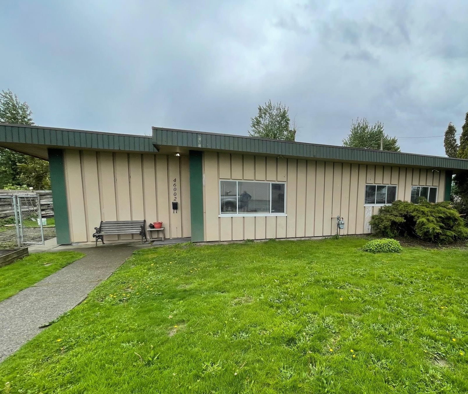 Listing Image 1