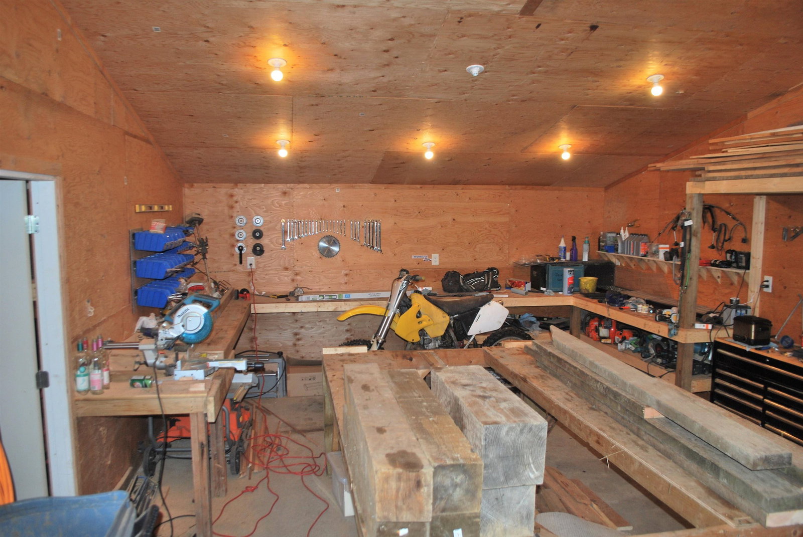 Listing Image 22
