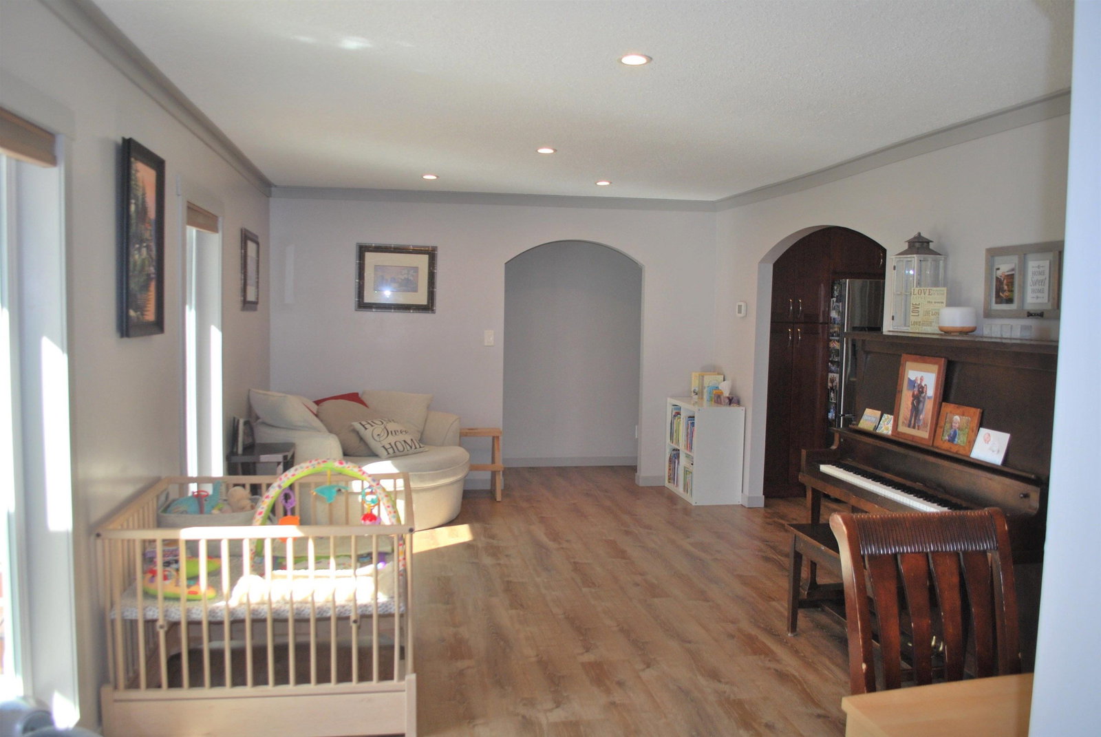 Listing Image 9