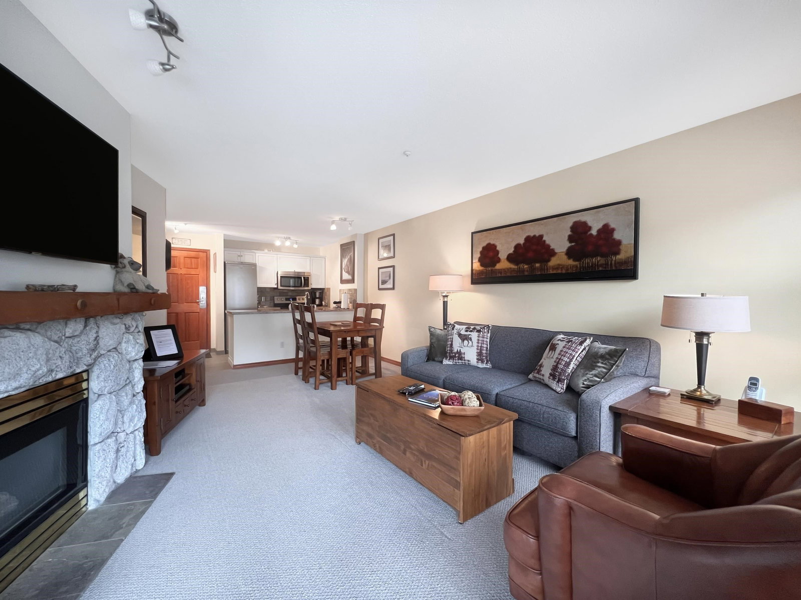 Listing Image 5