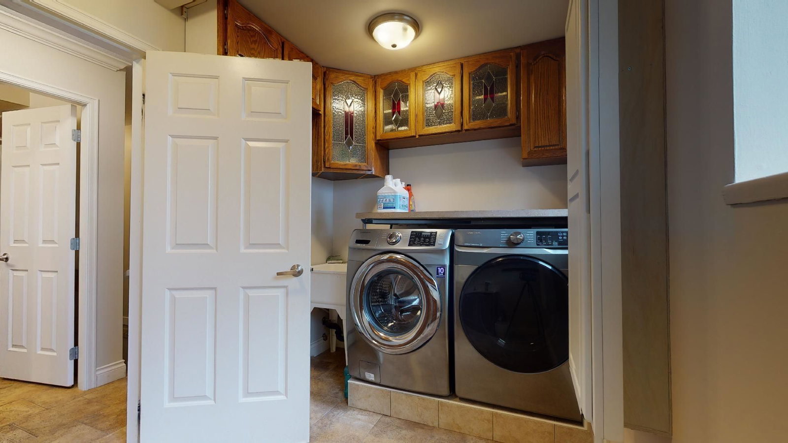 Listing Image 18