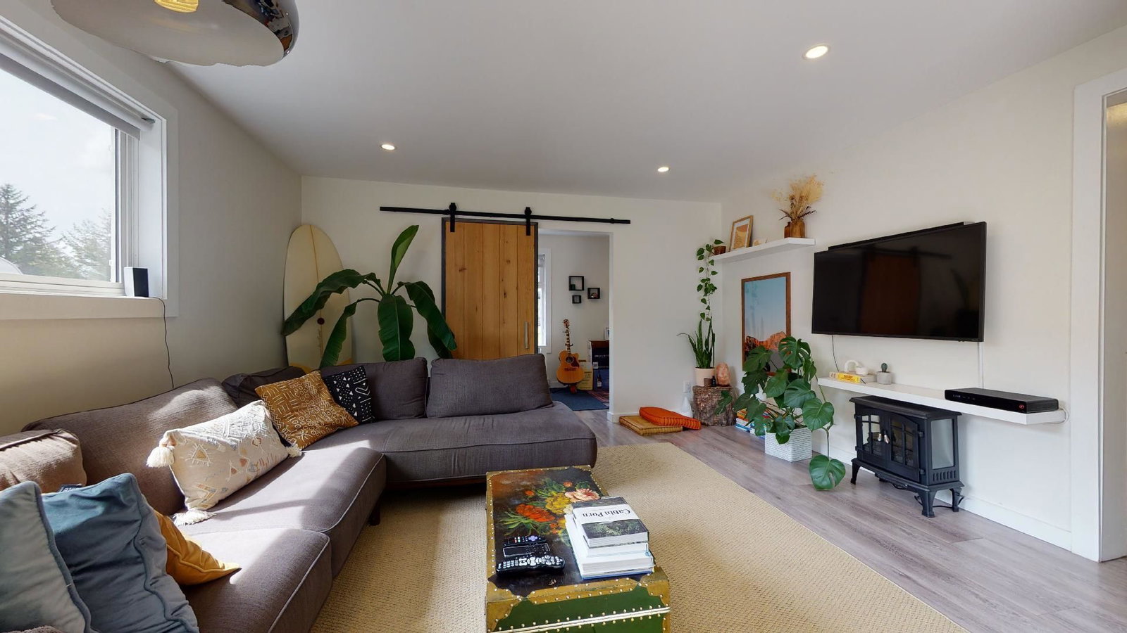 Listing Image 20