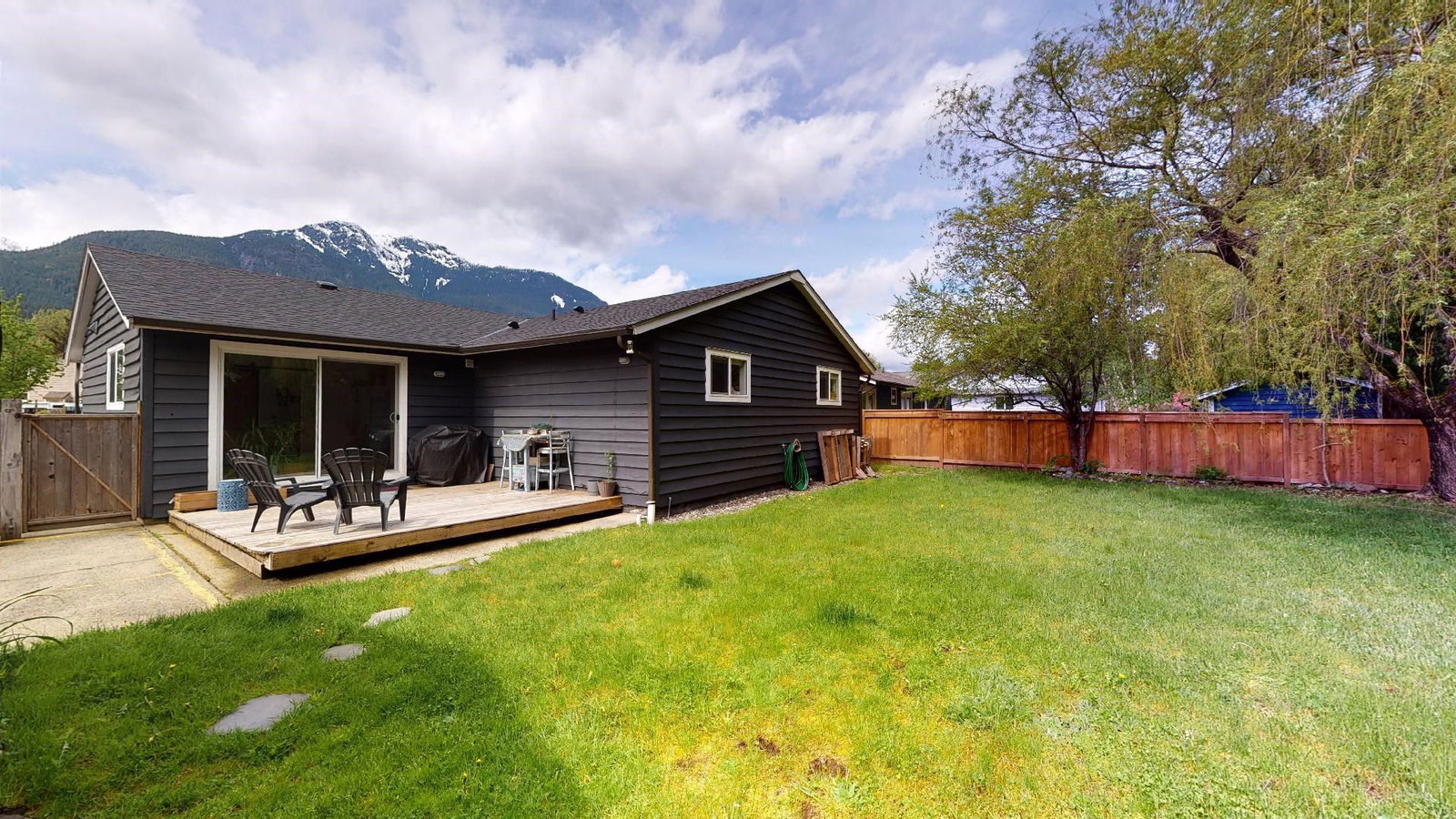 Listing Image 28