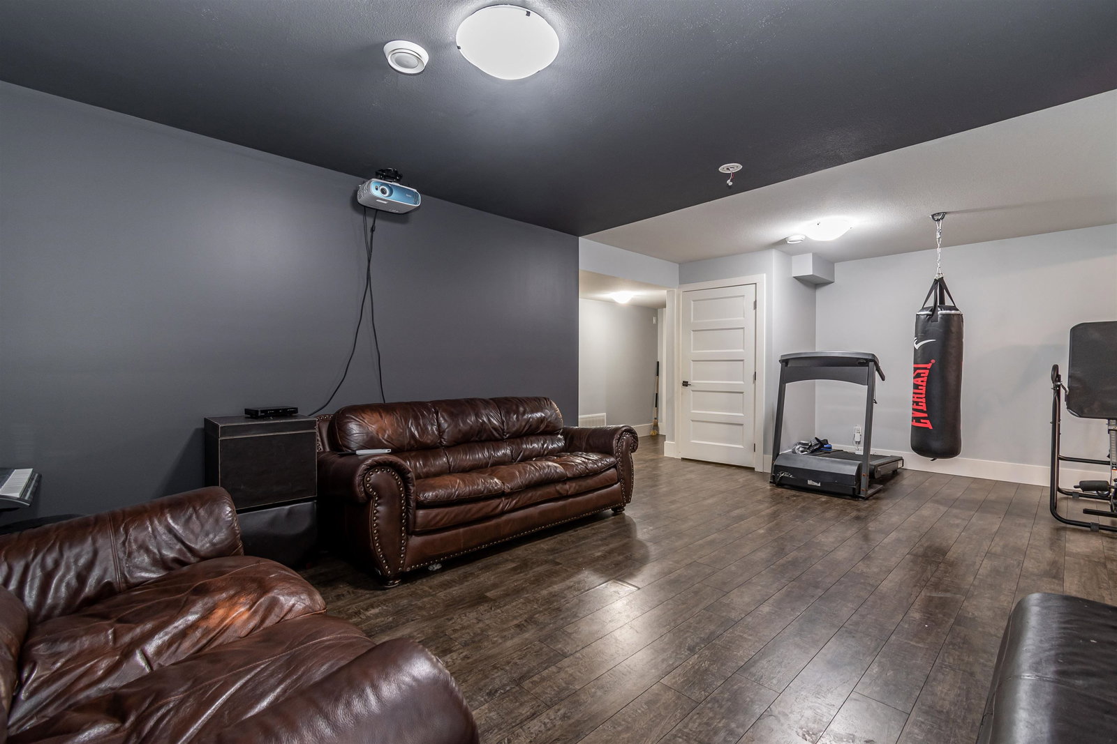 Listing Image 24