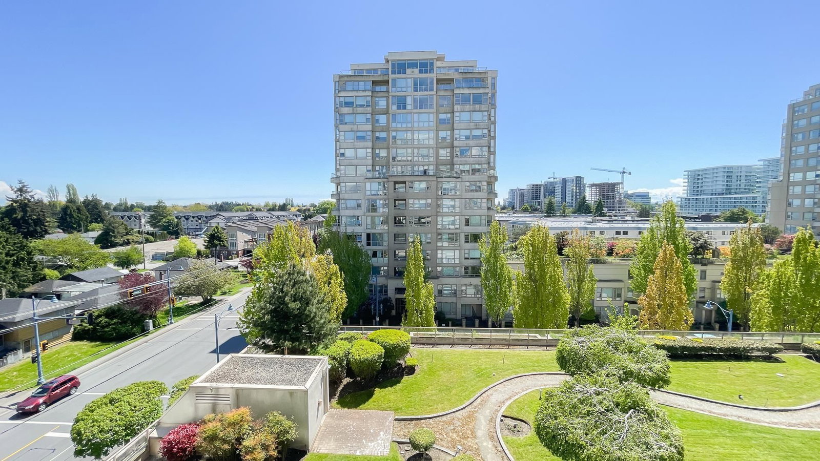 Listing Image 10