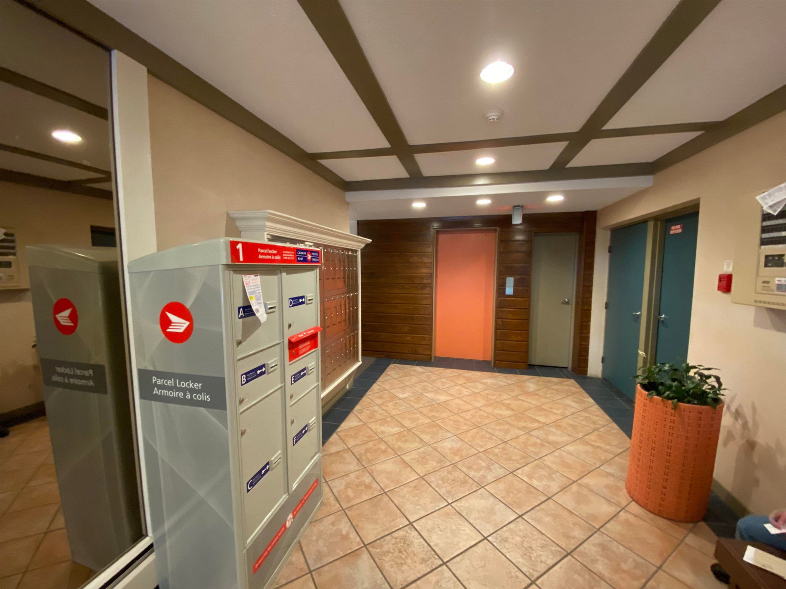 Listing Image 10