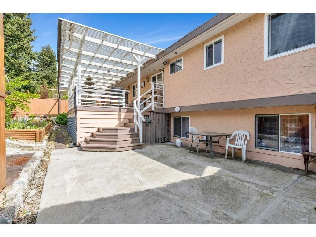 Listing photo 5
