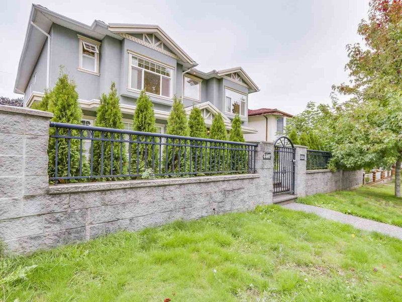 4407 Parker Street, Burnaby, V5C 3C7 | Image 2
