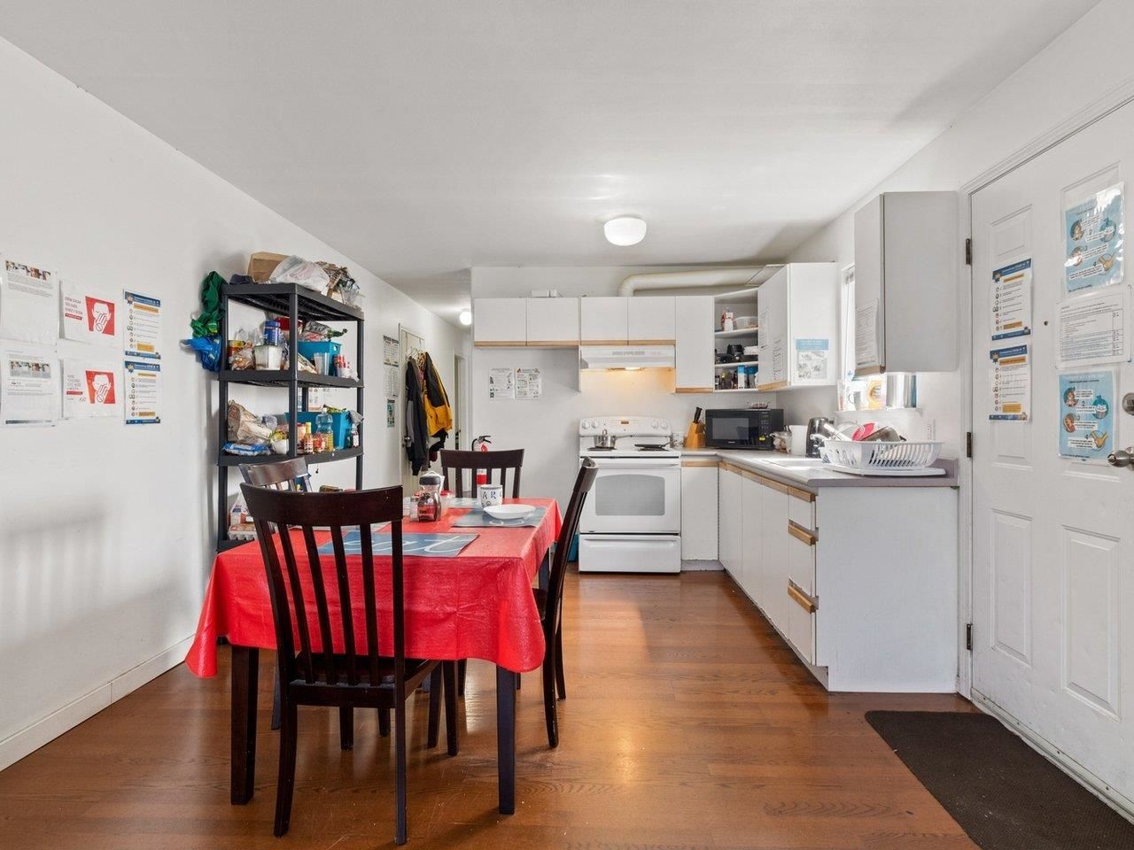 Listing Image 22