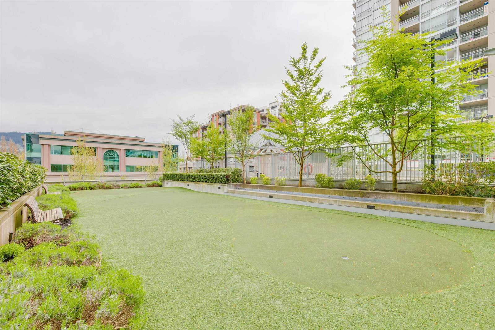 Listing Image 19