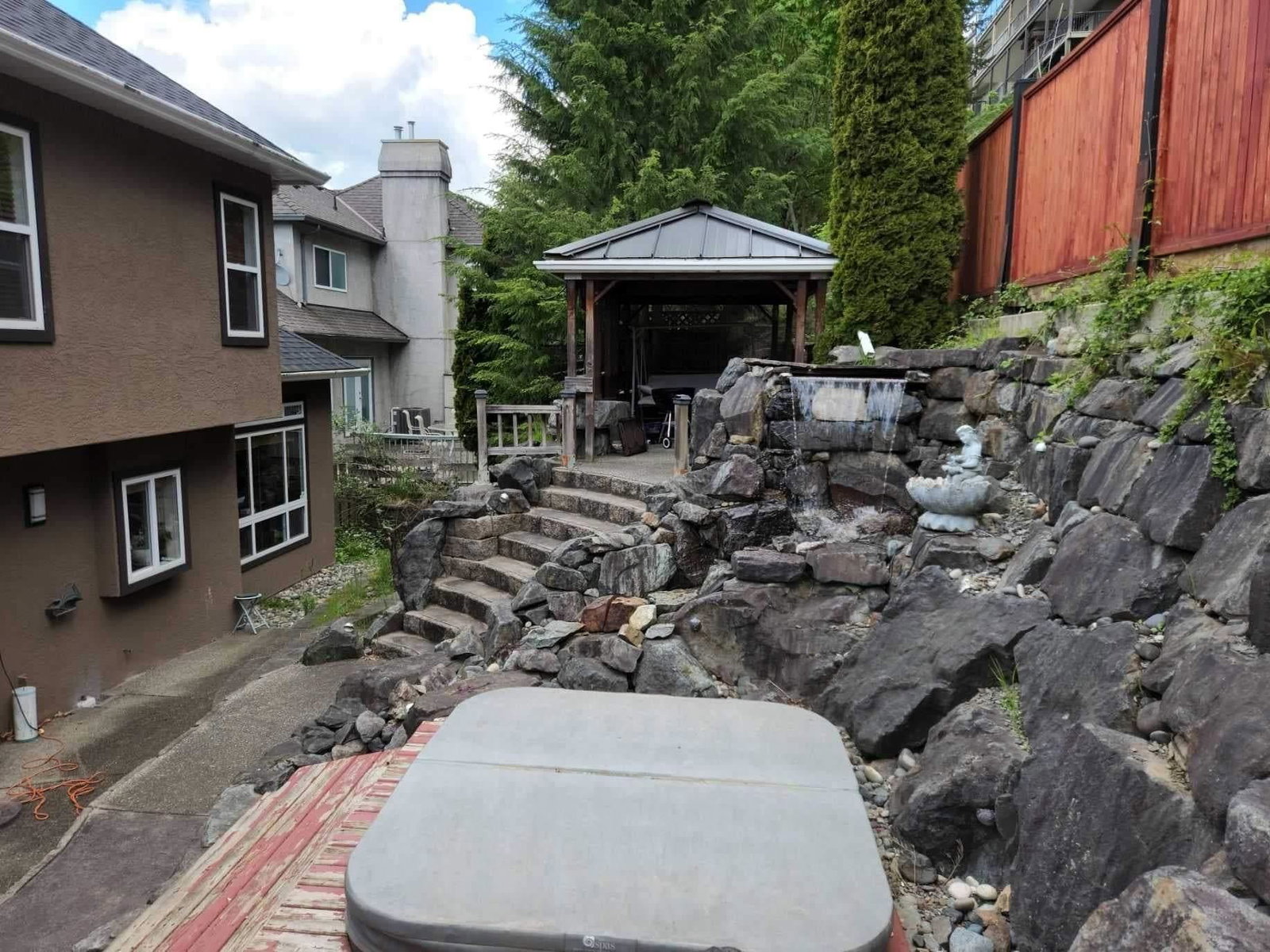 Listing Image 8