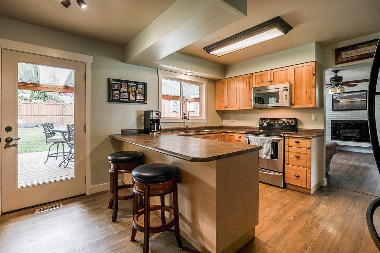 Listing Image 11
