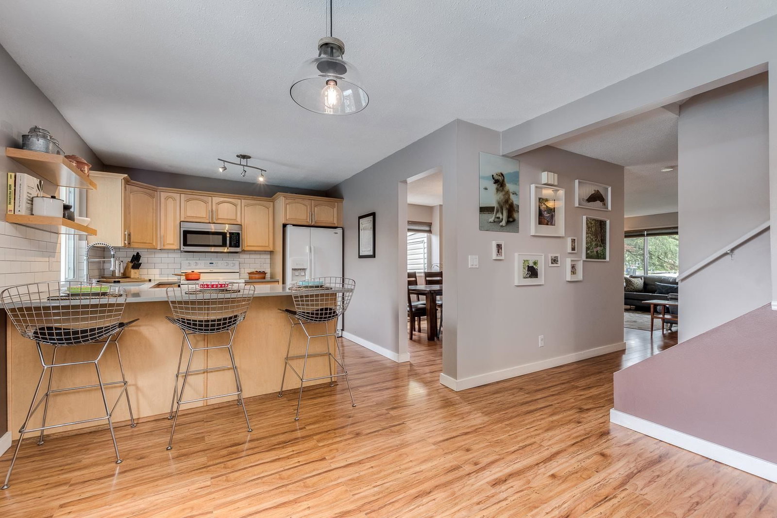 Listing Image 16