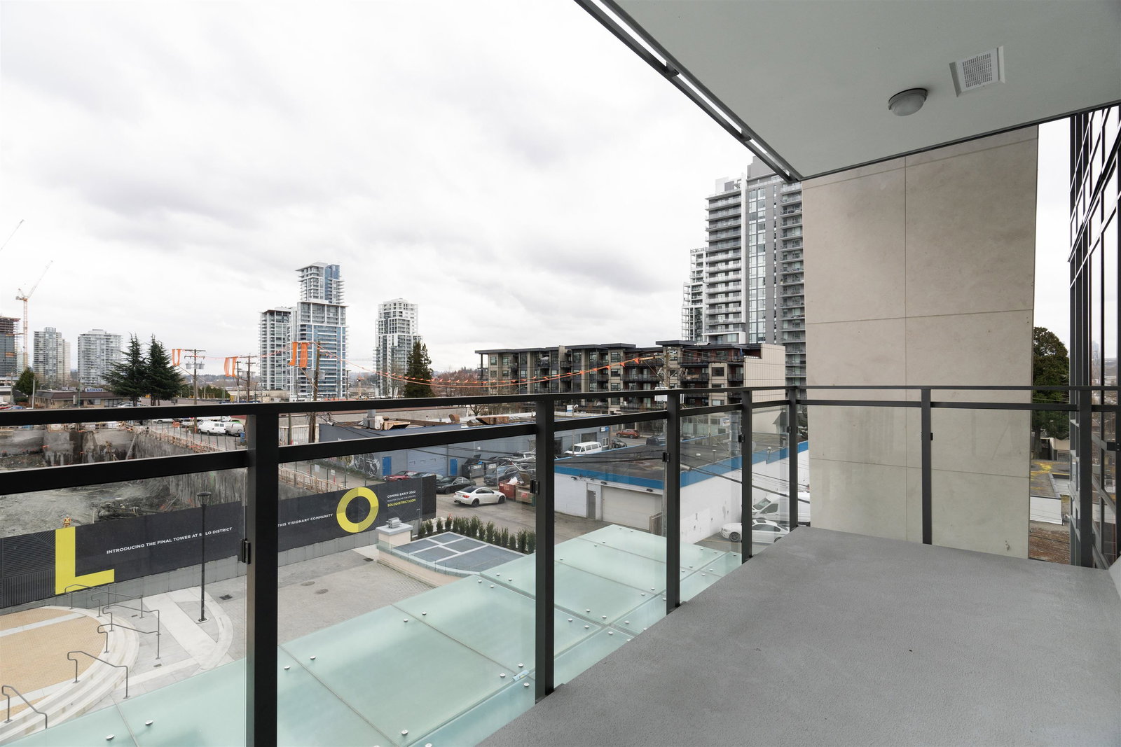 Listing Image 8