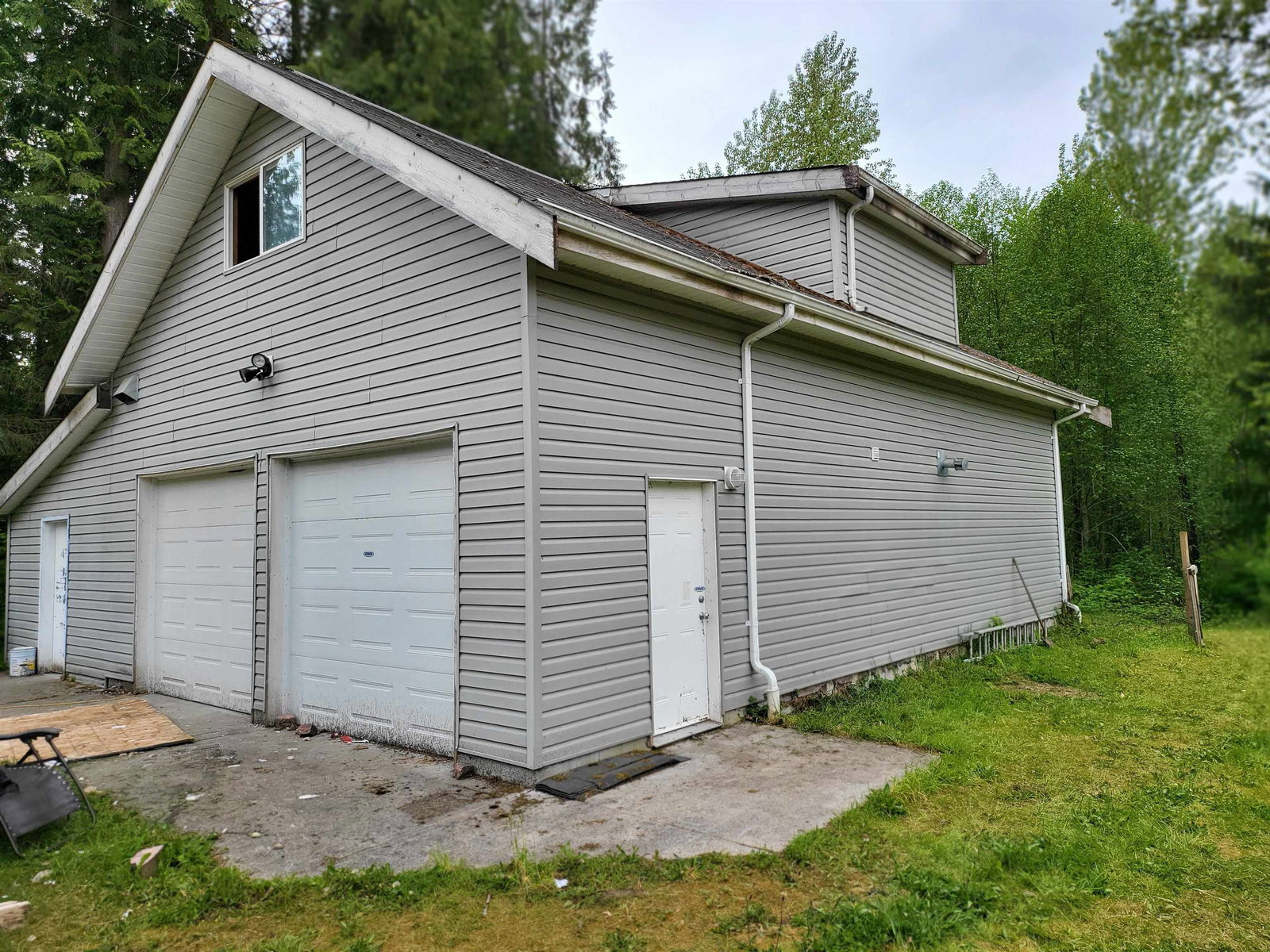 Listing Image 5