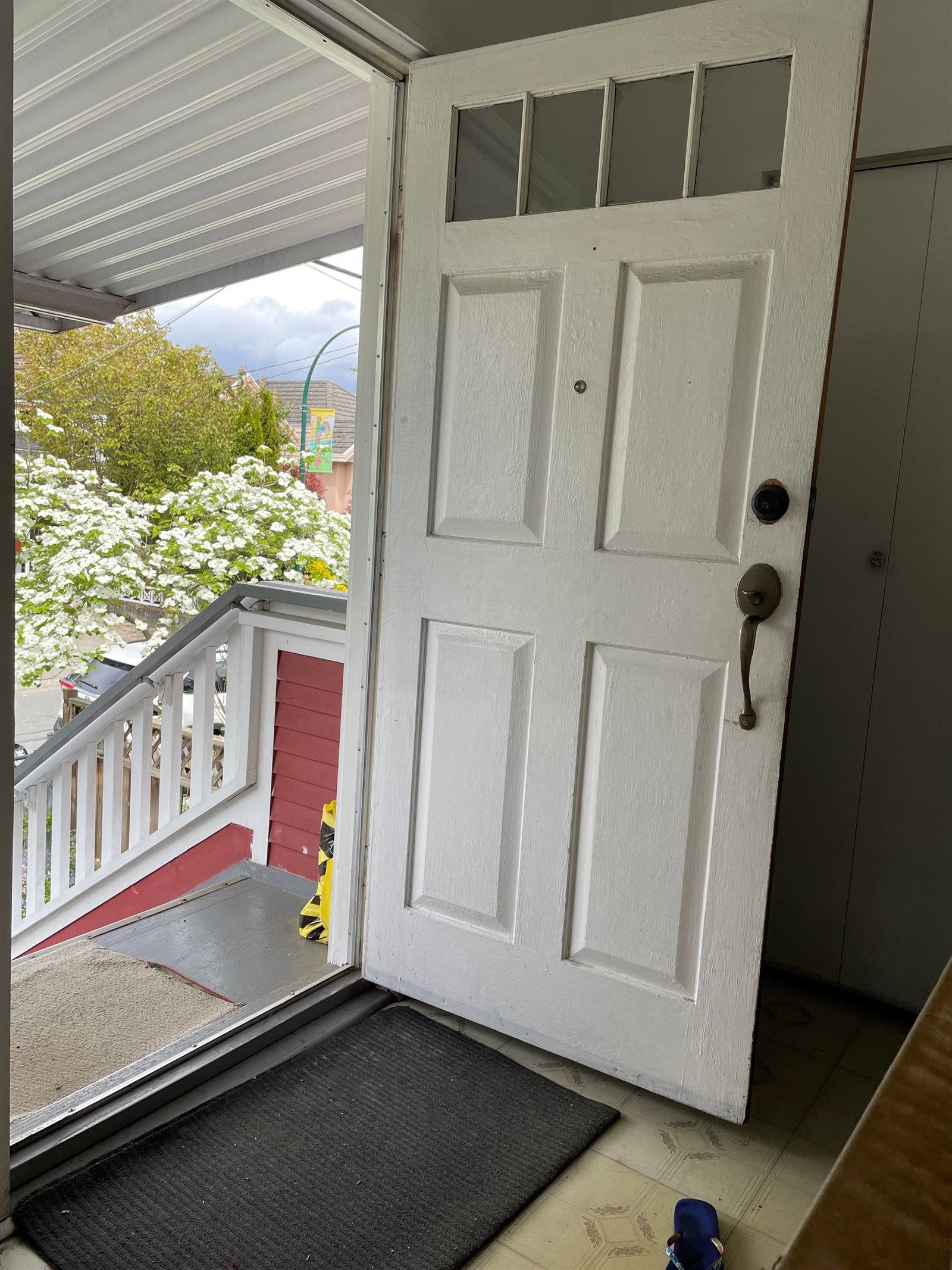 Listing Image 10