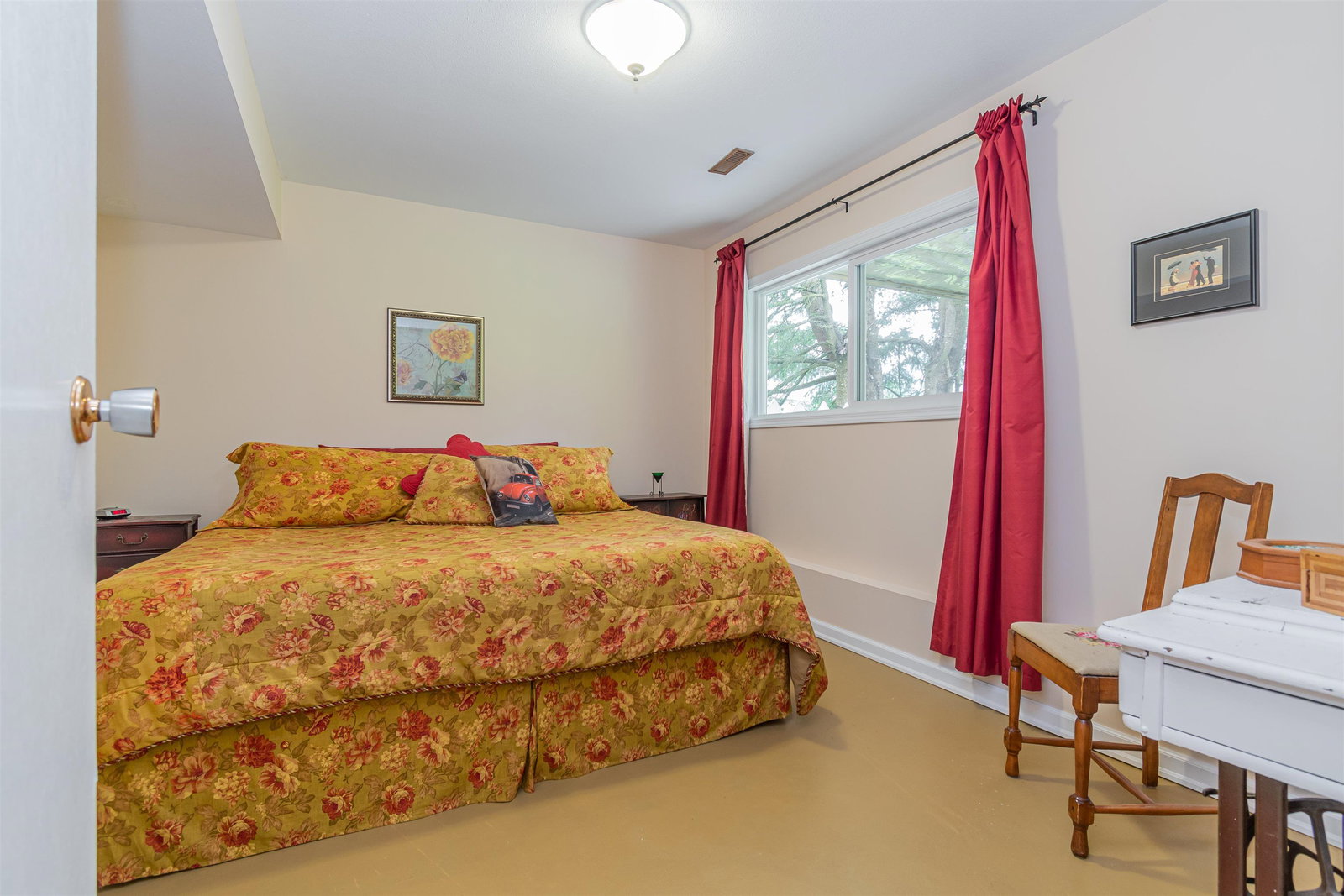 Listing Image 21