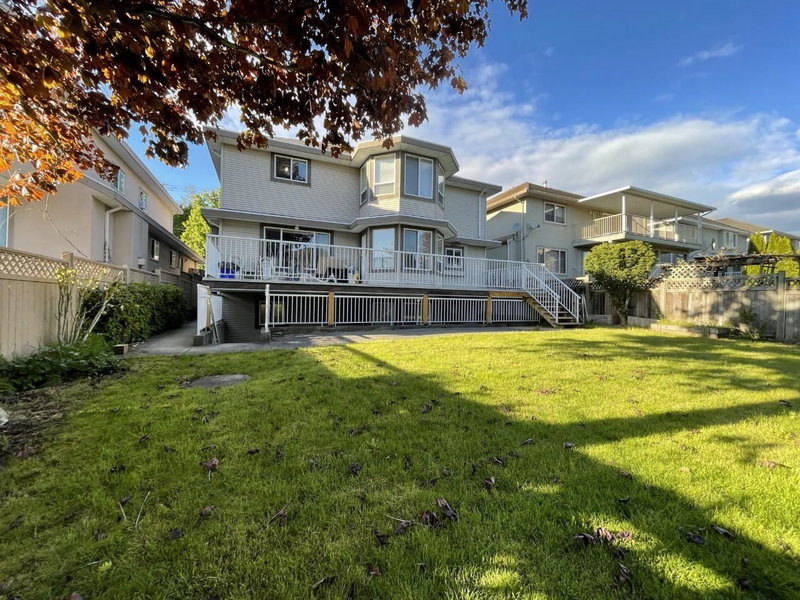 15210 82 Avenue, Surrey, V3S 9B4 | Image 3