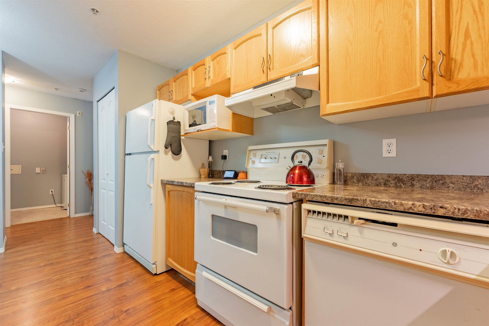 Listing Image 16
