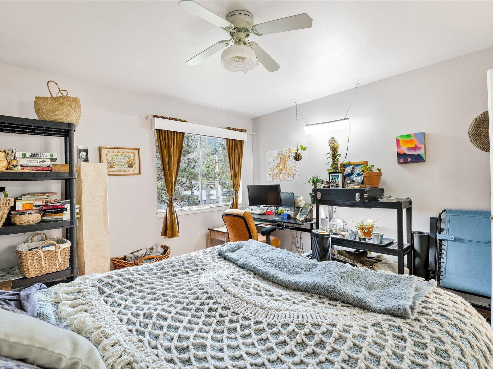 Listing Image 13