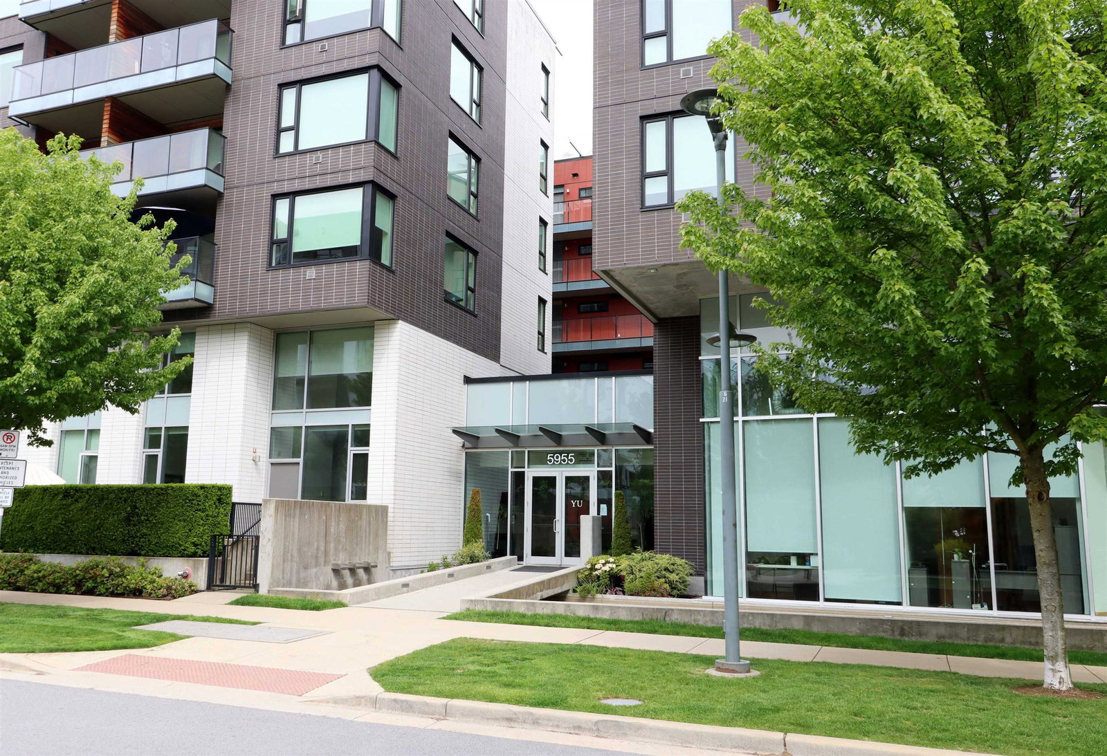 Listing Image 1